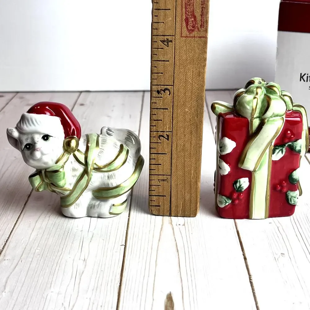 Fitz and Floyd Kitty Kringle Salt Pepper Shakers Original Box 2009 Discontinued